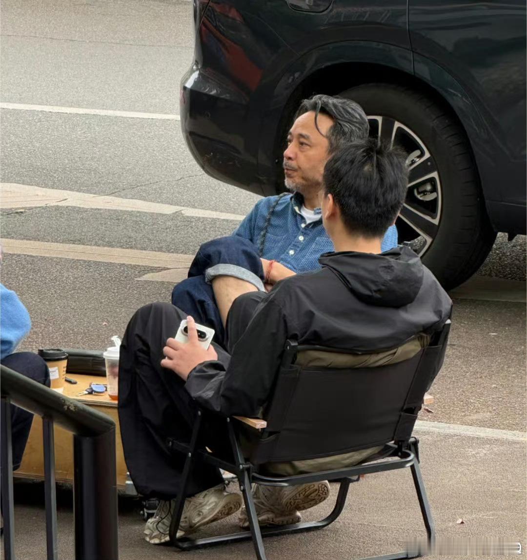 汪涵有多爱吃槟榔但为什么人家的腮帮子不鼓呢？甚至看起来比不吃的人更瘦一些？ 