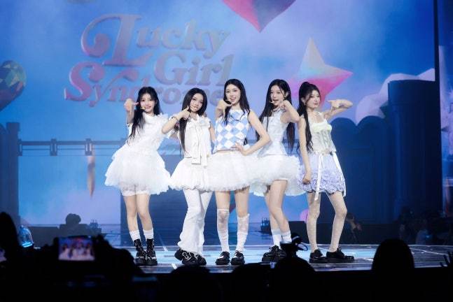 【Dispatch】ILLIT于11月8日至9日在首尔松坡区奥林匹克公园奥林匹克