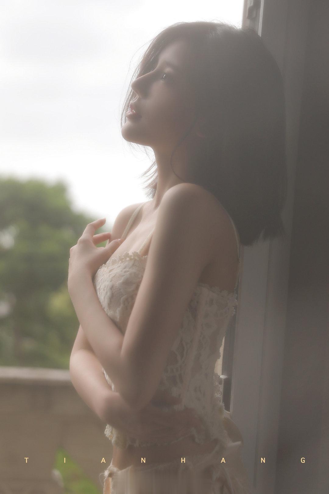 这世间荒芜 但浪漫不死摄影： ​​​