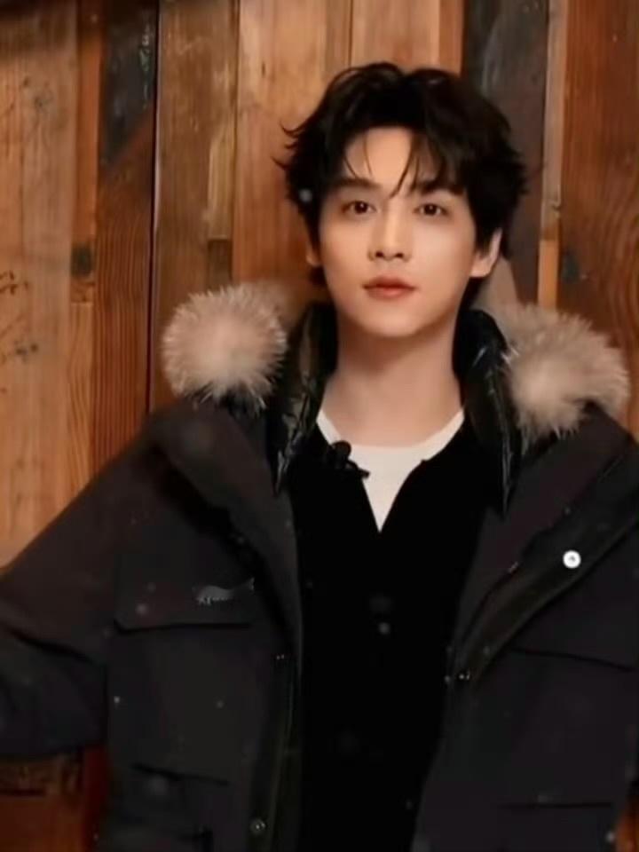 田栩宁品牌直播live图 