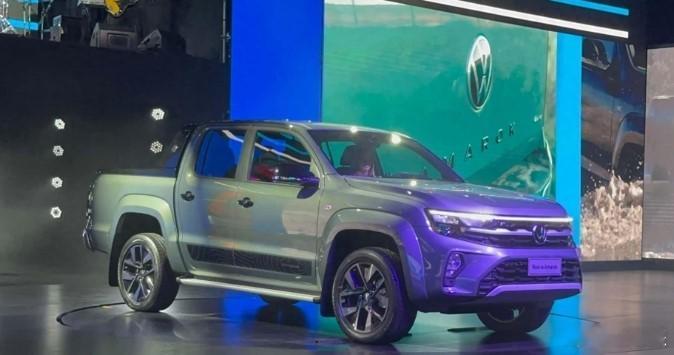 新款#大众Amarok# 发布。新车上市后主要面向南美洲市场，售价约合人民币27