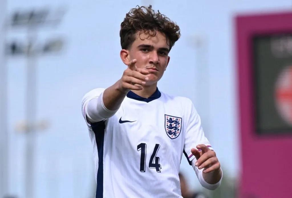 阿森纳16岁新星马克斯·道曼在周二为英格兰U19出战时大放异彩，在北葡萄牙进行的