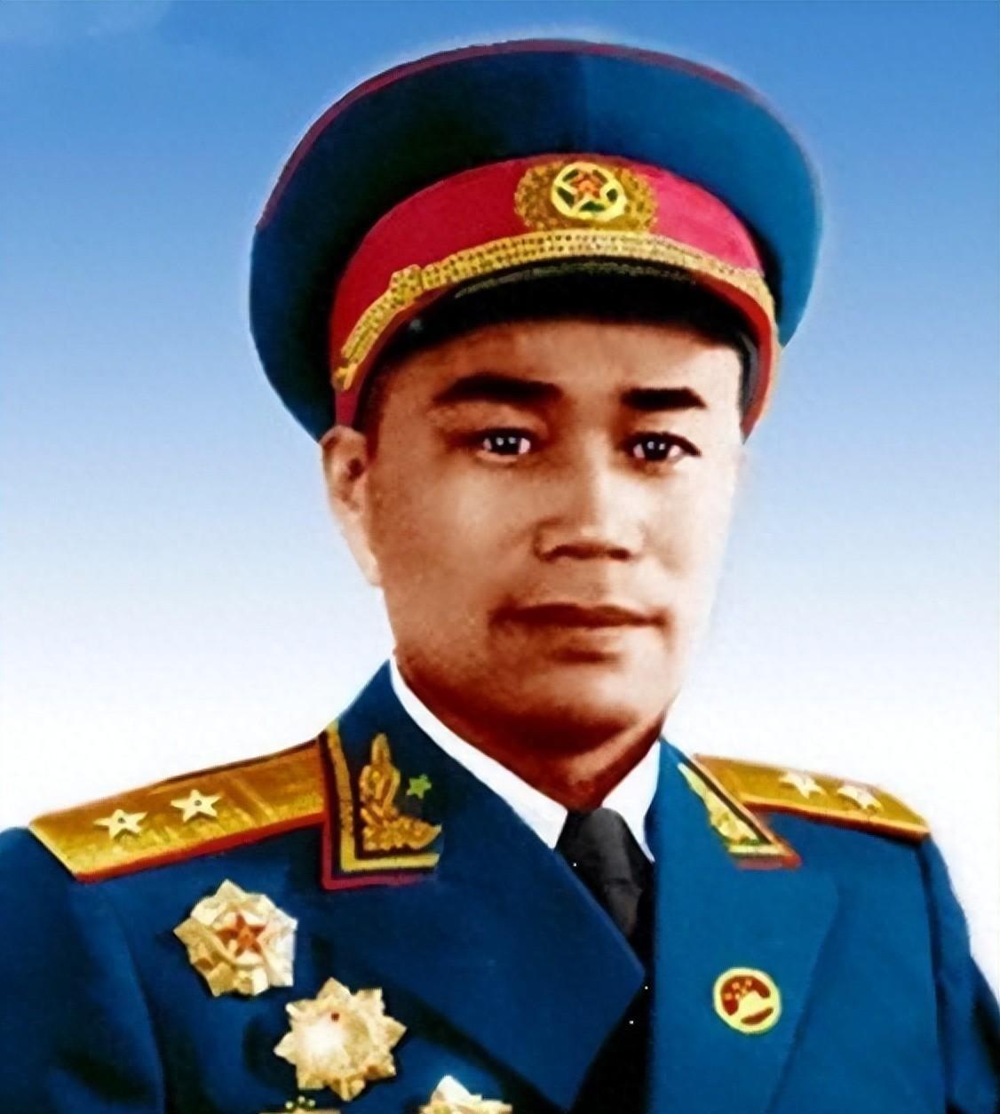 王近山曾任公安部副部长，因个人感情问题在1964年被罢免职务，最终于63岁时离世