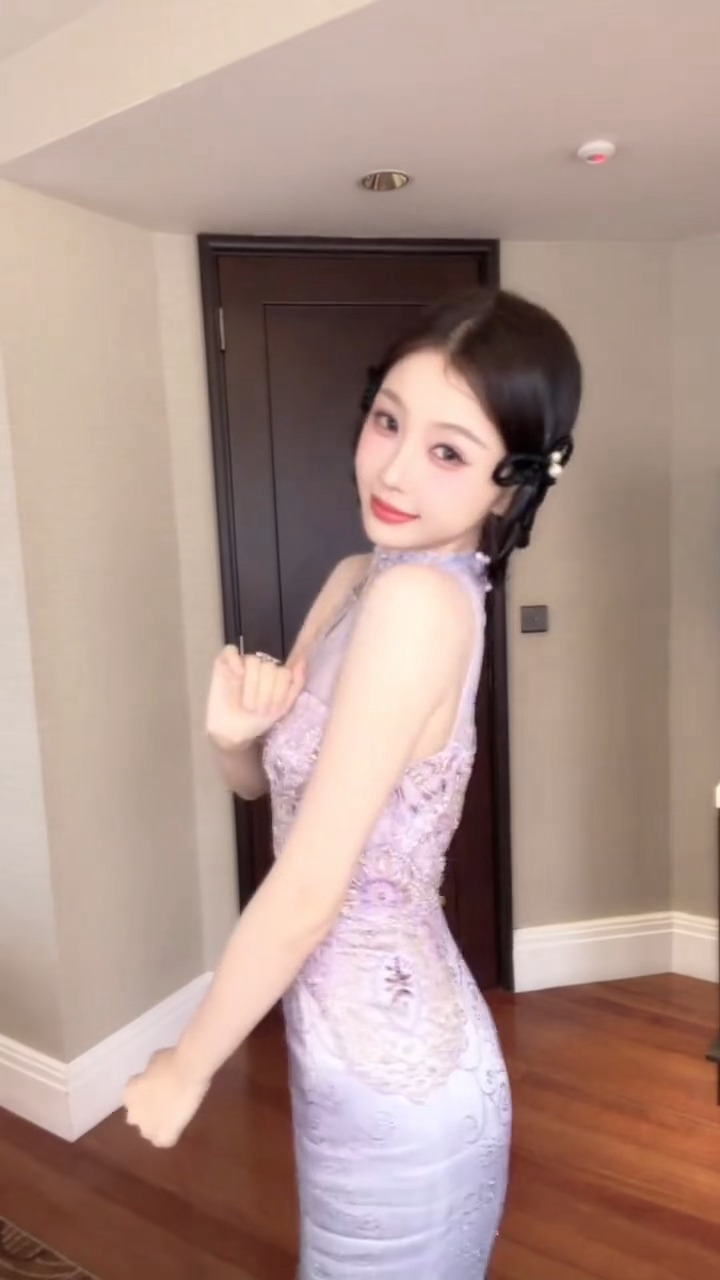 如此火辣🥵这个视频根本没有退出键！！虞书欣越南鼓卡点舞