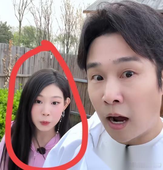 小沈阳的算盘，可能打错了，他女儿沈佳润的王炸，根本不是唱跳。  都以为小沈阳要砸