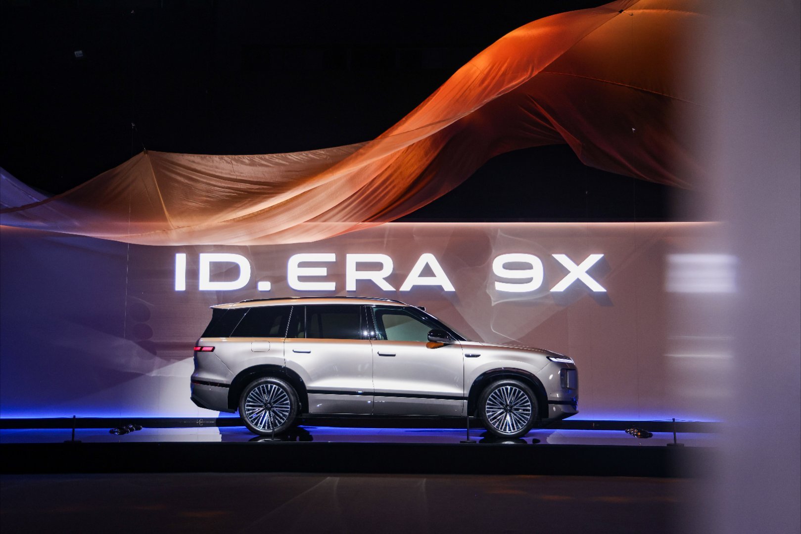 大众9X是增程车的终极答案吗 上汽大众ID.ERA 9X可以说给增程车打了个样，