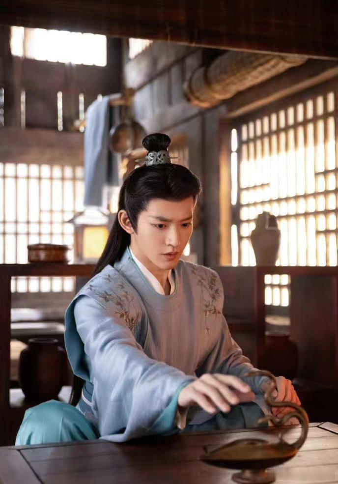 #涂山璟v我50告诉你真相# 完全为这个剧情着急，想让涂山璟马上得知#涂山璟怀疑