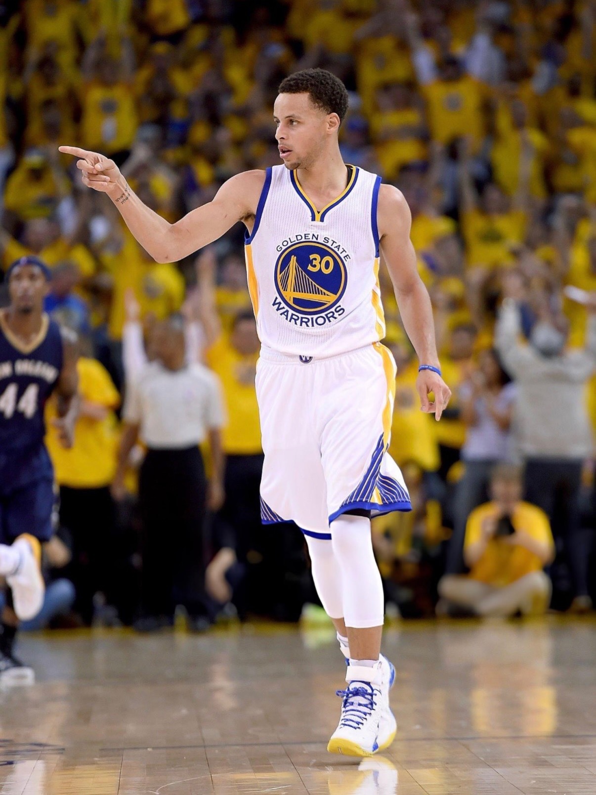 2015季后赛的库里库里超话创作官