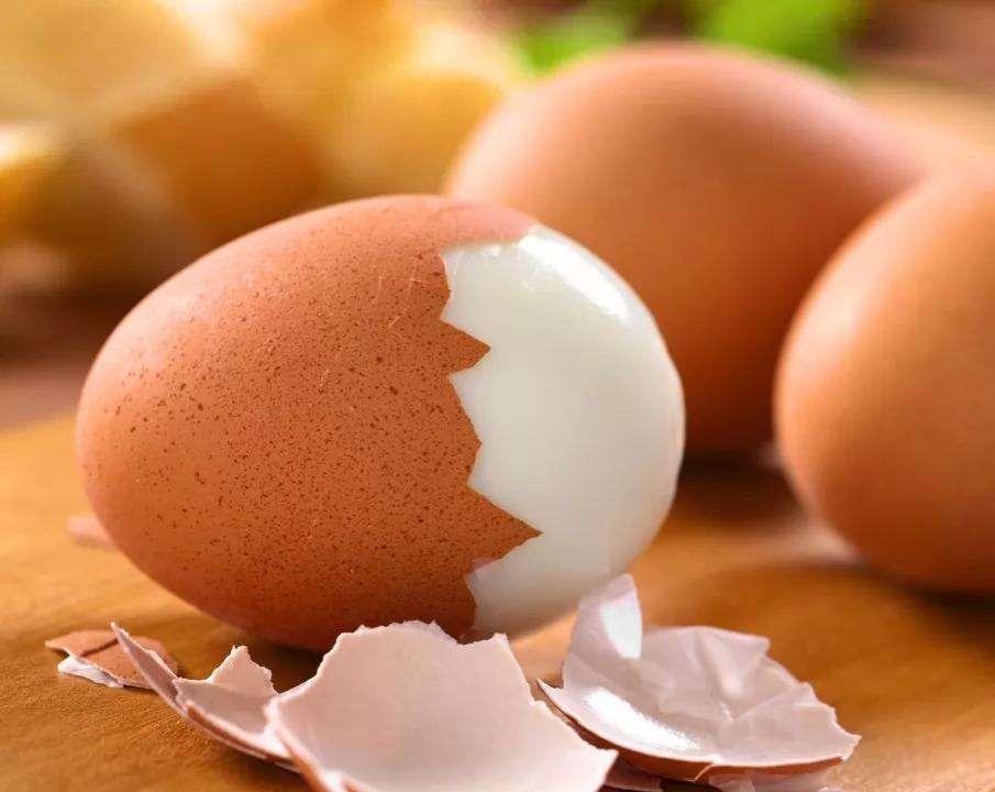 鸡蛋被称为完美营养品，大多数人却不懂正确吃法。

在营养学里面，鸡蛋一直被誉为大