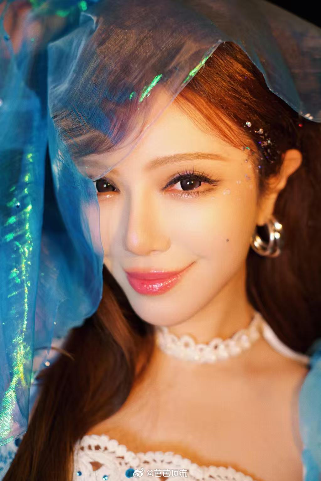 维妮娜杀回来了总决赛重逢维妮娜 她真的杀回来了！不是客串不是串场，是实打实回来炸