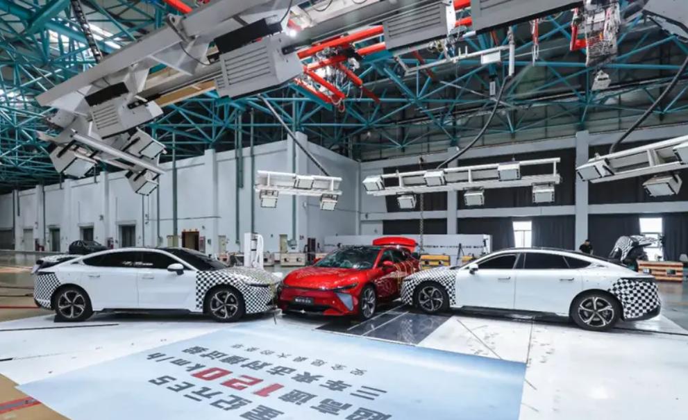 【2025款星纪元ES将于7月19开启预售 并于8月中下旬上市】近日，我们从官方