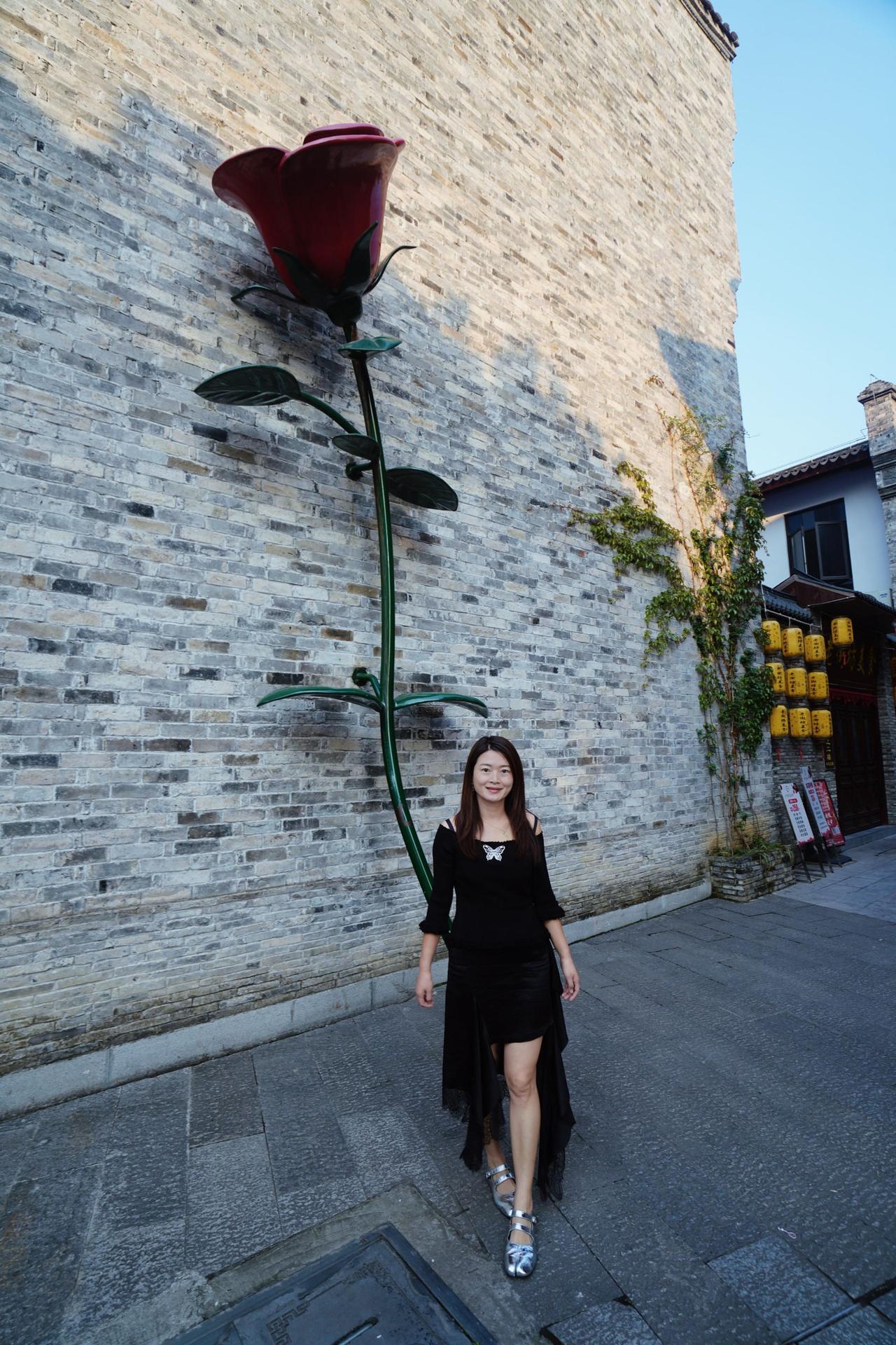 午后游梧田，慢煮时光。
把生活调成喜欢的频率。
木心云：从前的日色变得慢，车、马