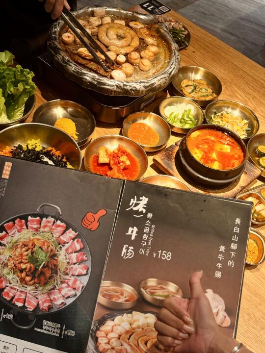 不用去韩国首尔🇰🇷！也能吃到滋滋作响的烤牛肠🥹 惠州这家很多韩国...