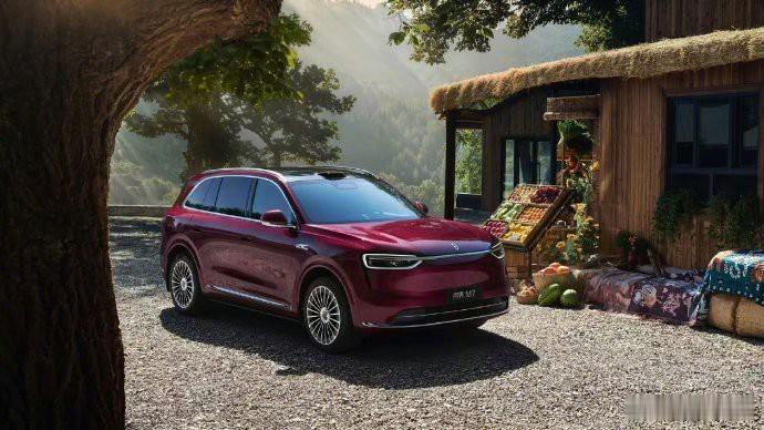 探索无边界，续航新纪元。山东至广东的1600公里旅程轻松跨越，长途旅行无忧。舱内