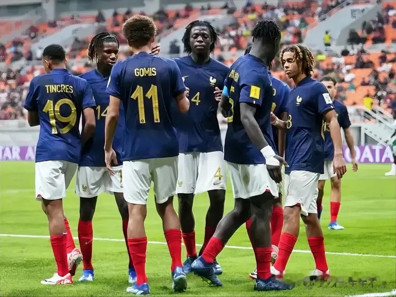 U17男足世界杯小组赛11月15日战报，小组排名、11月16日赛程:
E组(第二