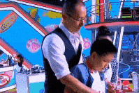 我去，面了一个做我米智能眼镜的这兄弟职业经历比我还恐怖，年年改行 