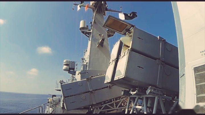 巴基斯坦海军F-22P型护卫舰发射春C-802A反舰导弹 ​​​
