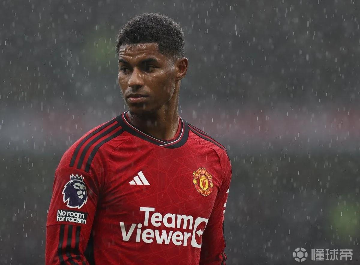 曼联现役球员身价TOP10:
1.拉什福德 7500万欧
1.布鲁诺-费尔南德斯