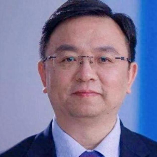 复旦学霸李柯：王传福背后，比亚迪真正的隐形女王，娶贤妻旺三代！
 
放弃50万年