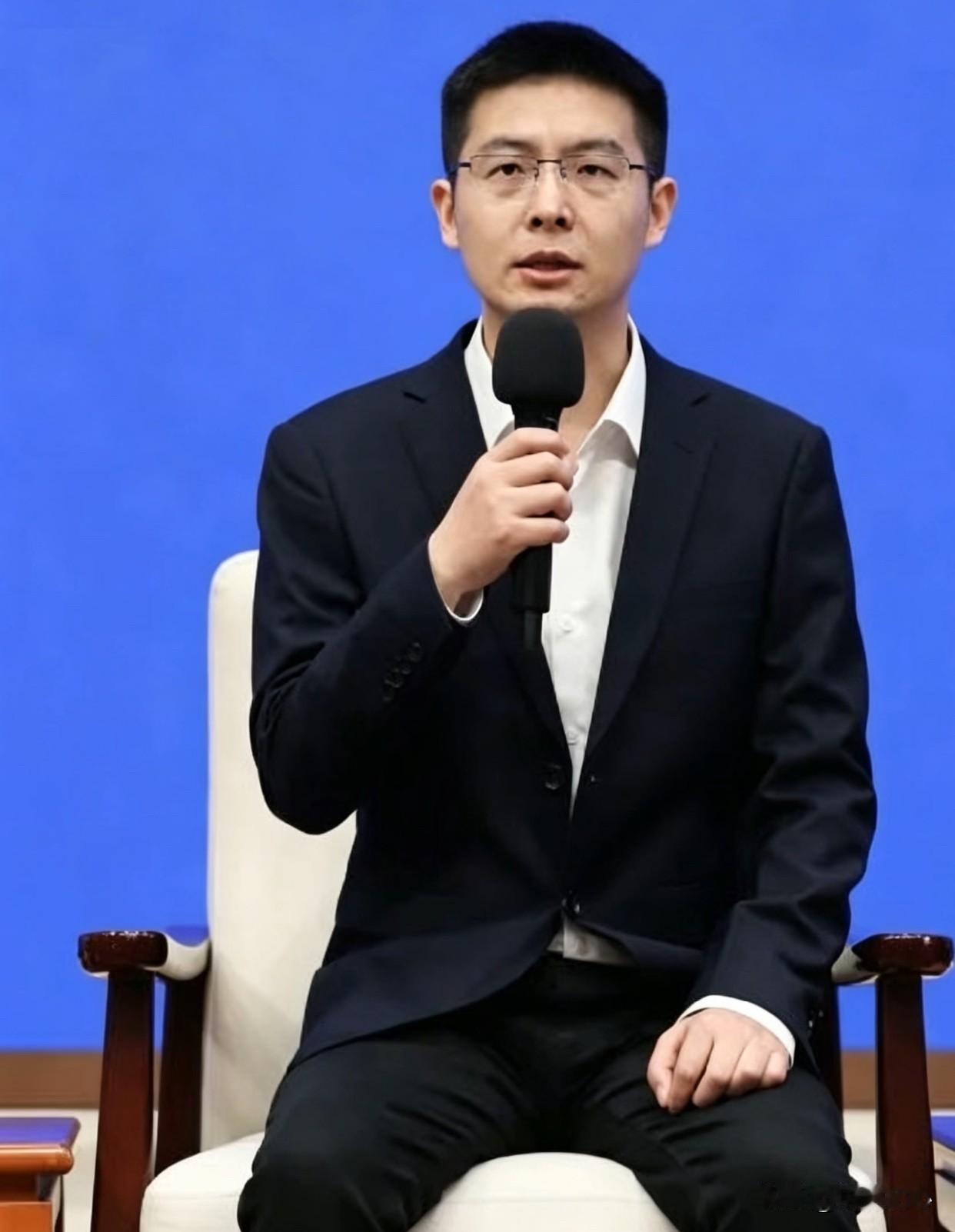 股民：王总你好！
王总：股民朋友好！
股民：你上市的目的是什么呢？
王总：和股民