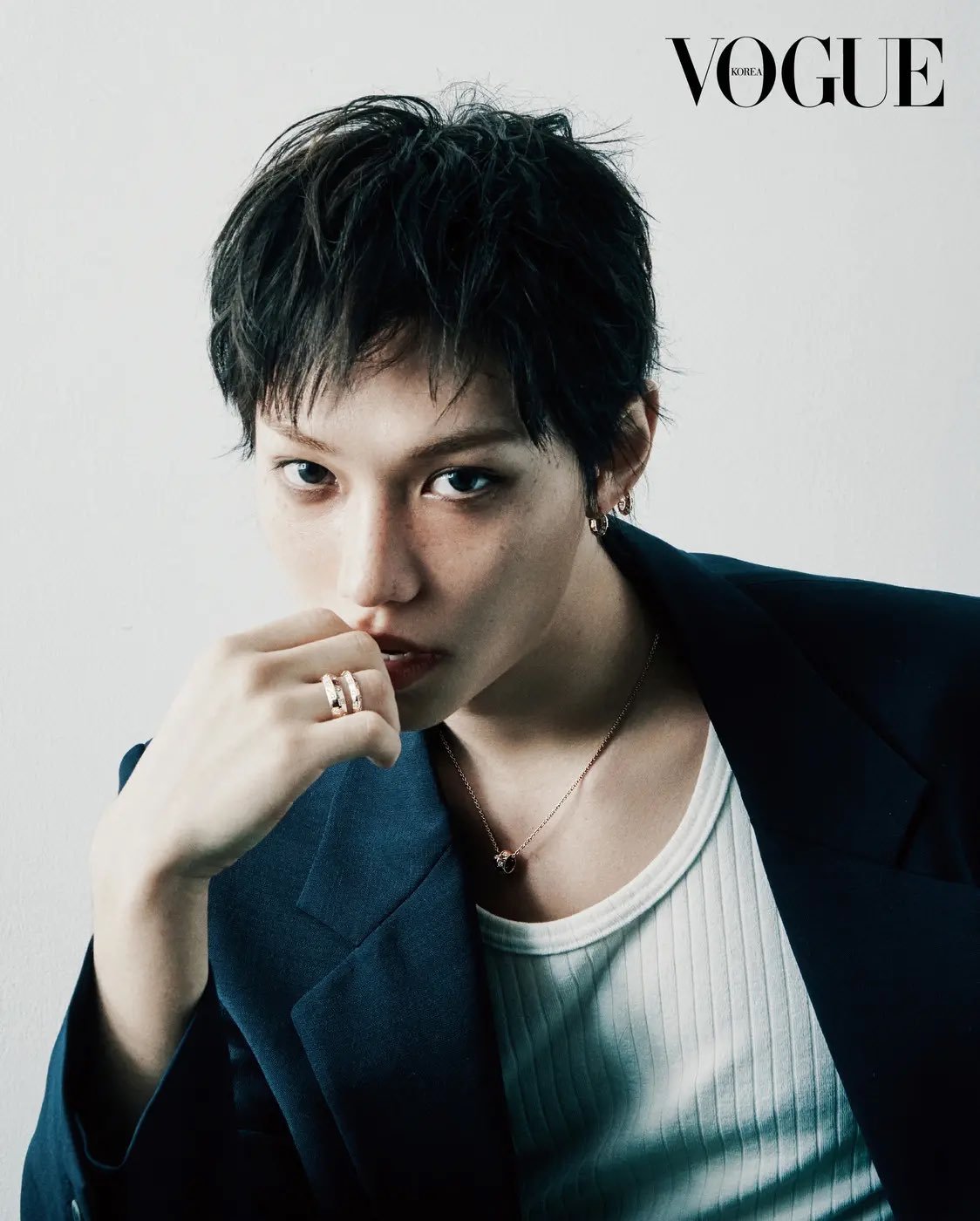 【twi】2万赞..felix李龙馥VOGUE造型 