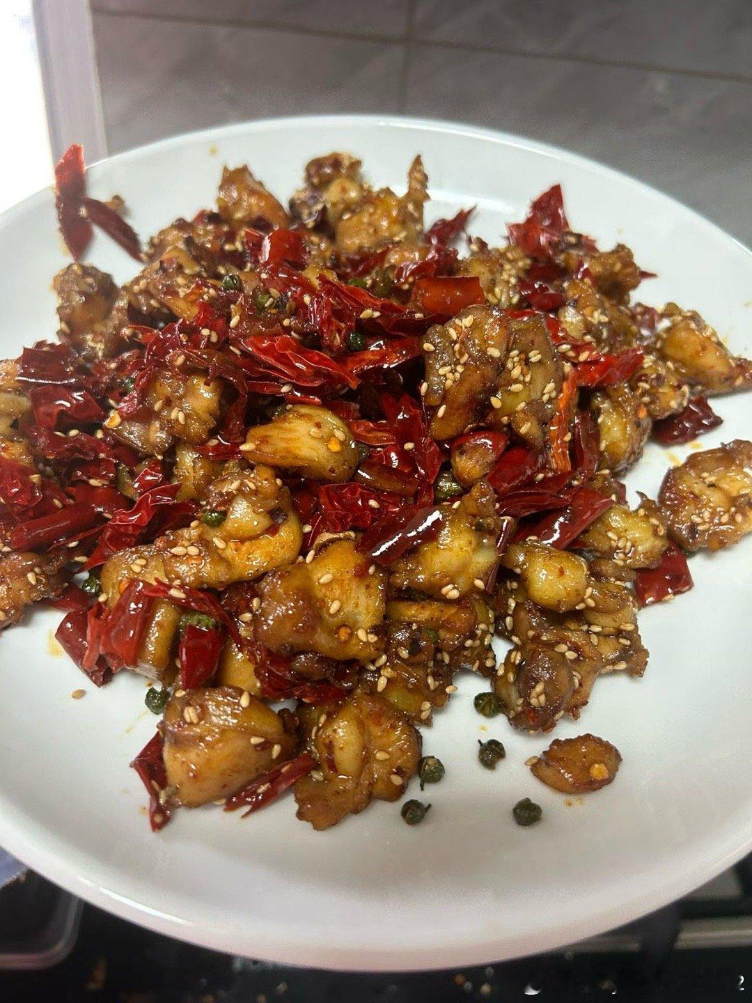 啧啧，你拿出来是诱惑谁呢？这是，你告诉我！美食诱惑，半夜放毒！ 