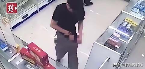 湖北一名男子在药店买到假药，没有当场争执，转头购入店内全部库存的50盒同款药品，