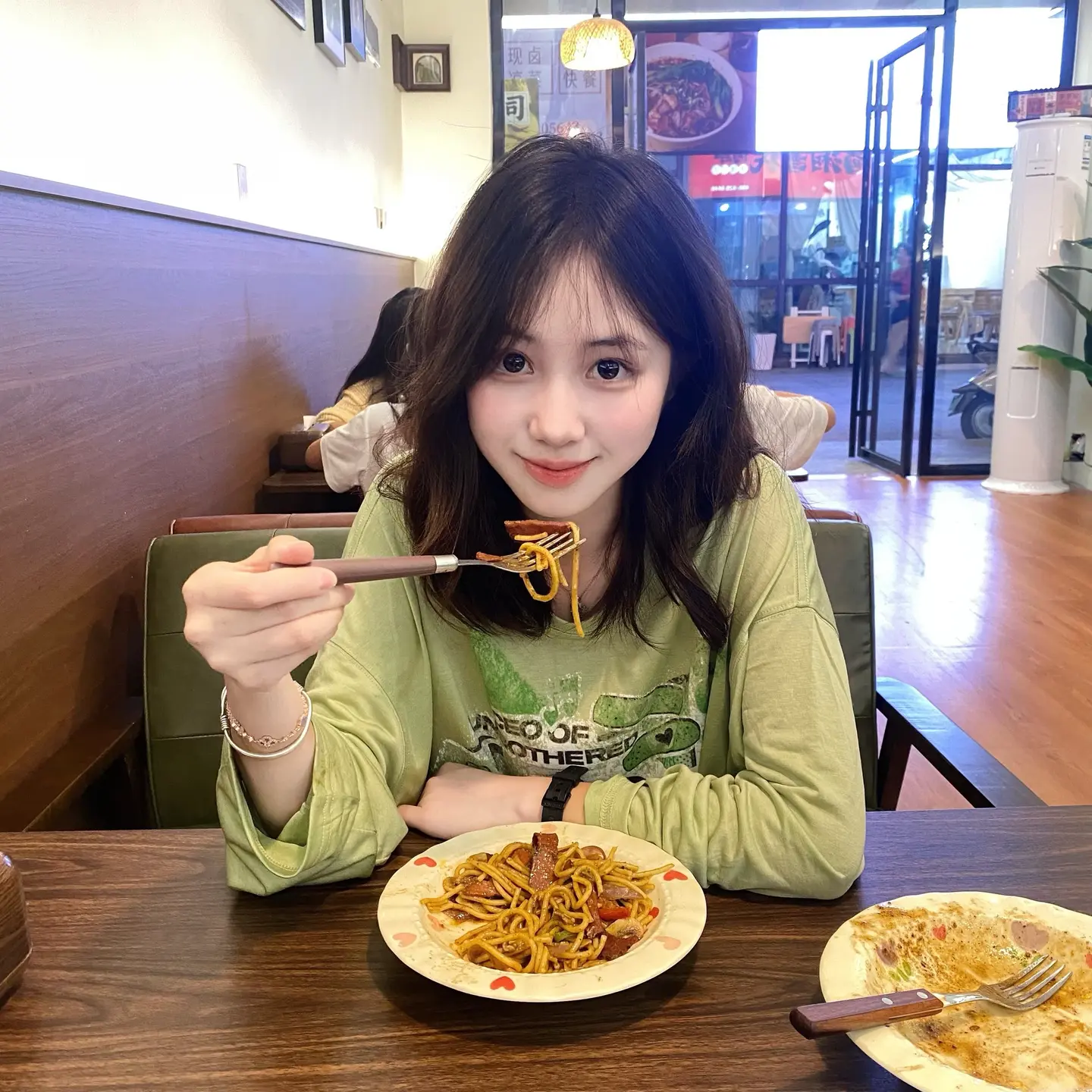 从此以后不用对得起我 等你懂得我的好的时候我不会在出现在你的生活里