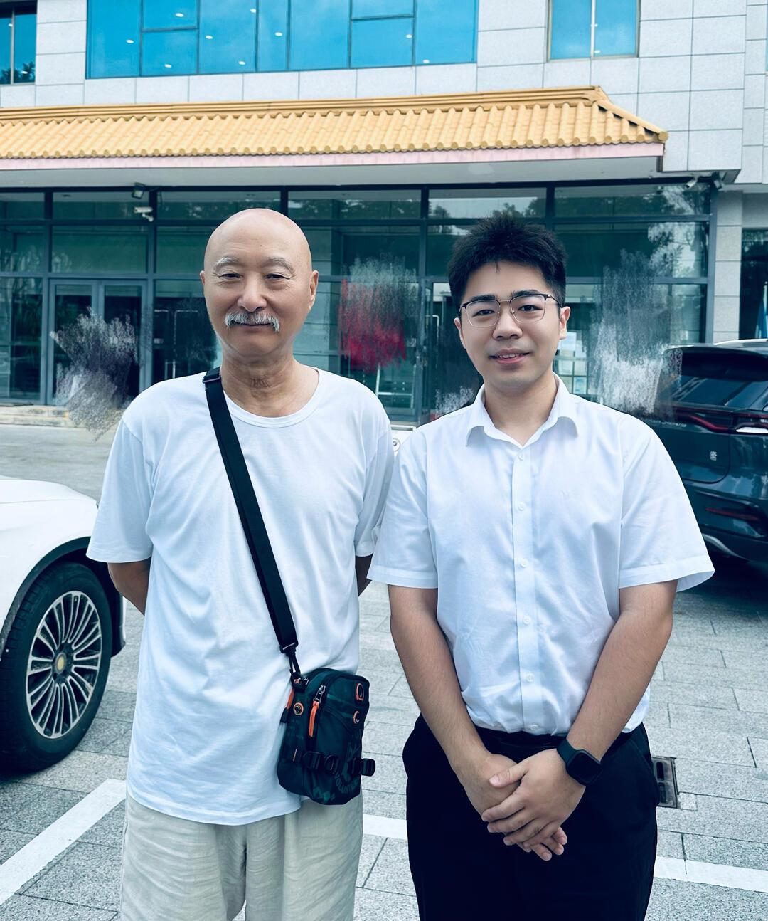 陈佩斯毫无疑问是国内当之无愧的喜剧大师。
 
他的喜剧不依靠段子堆砌，也不靠恶搞