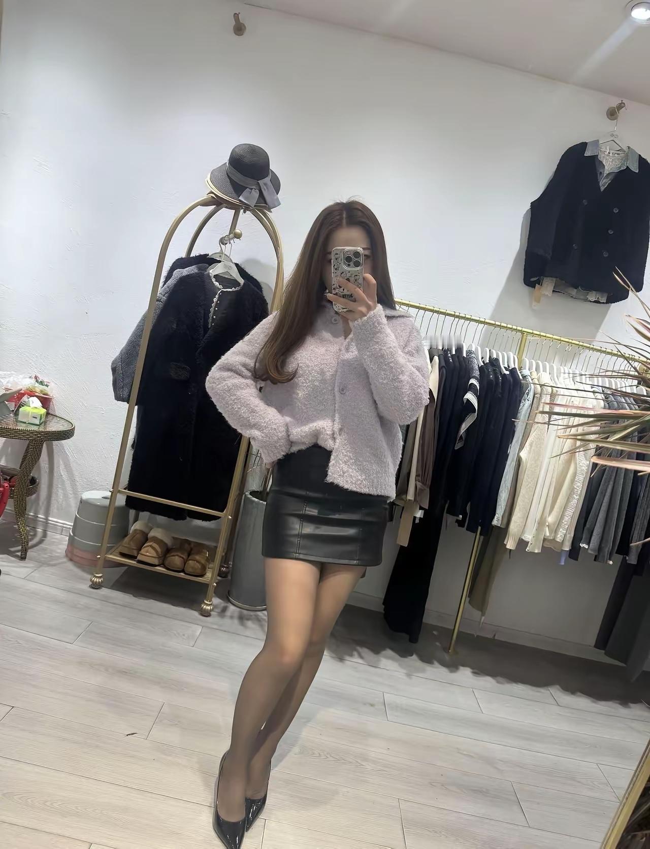 老板这回有点过分了
作业员年底纷纷离职
老板不管员工的辛勤劳动付出
作业员绩效奖