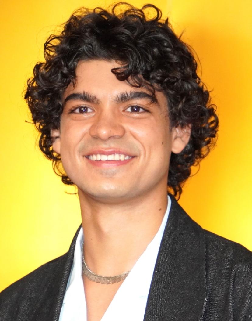 Iñaki Godoy（饰演《海贼王》真人版路飞的演员），目前（2026年3月）