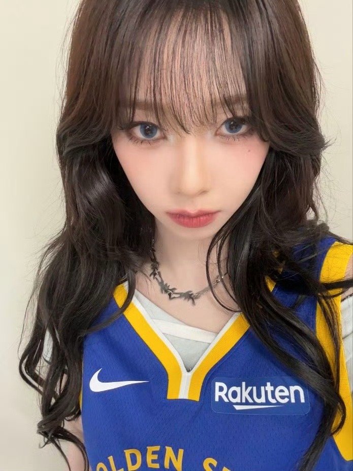柳智敏 来看这个漂亮的孩子 