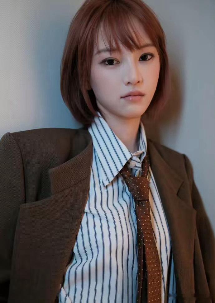 浪姐最大的赢家不是王濛，不是李小冉而是苟到最后的黄灿灿，3000元的聚餐费拿不出