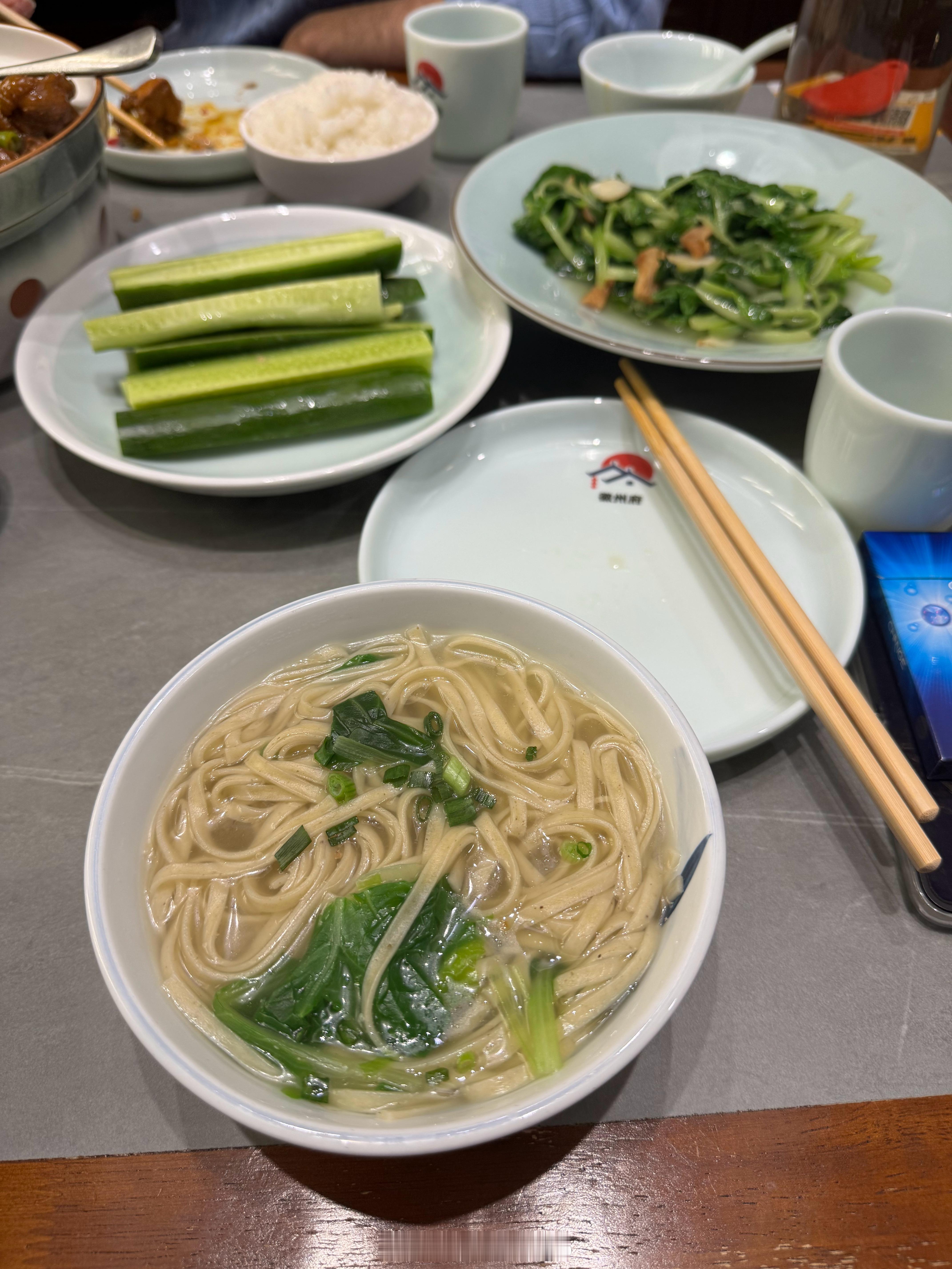 手术后只能吃绿叶菜，太健康了[允悲][允悲]  ​​​