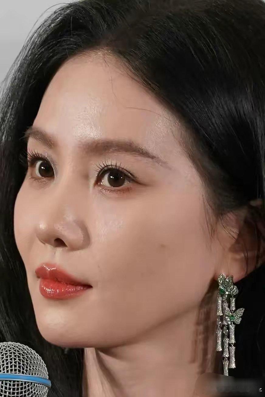 大美女刘诗诗也长痘，能缓解你的皮肤焦虑吗？ ​​​