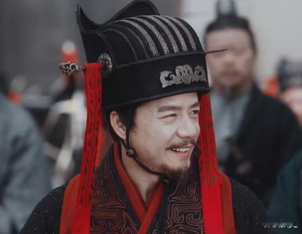 吕不韦至死没想通：嬴政除掉他，并非因为恨，而是君权不可共享。

后人往往只惊叹于