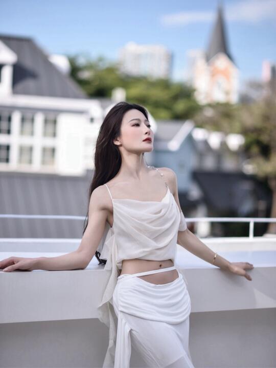 明星同款“缪斯女神”仙女裙