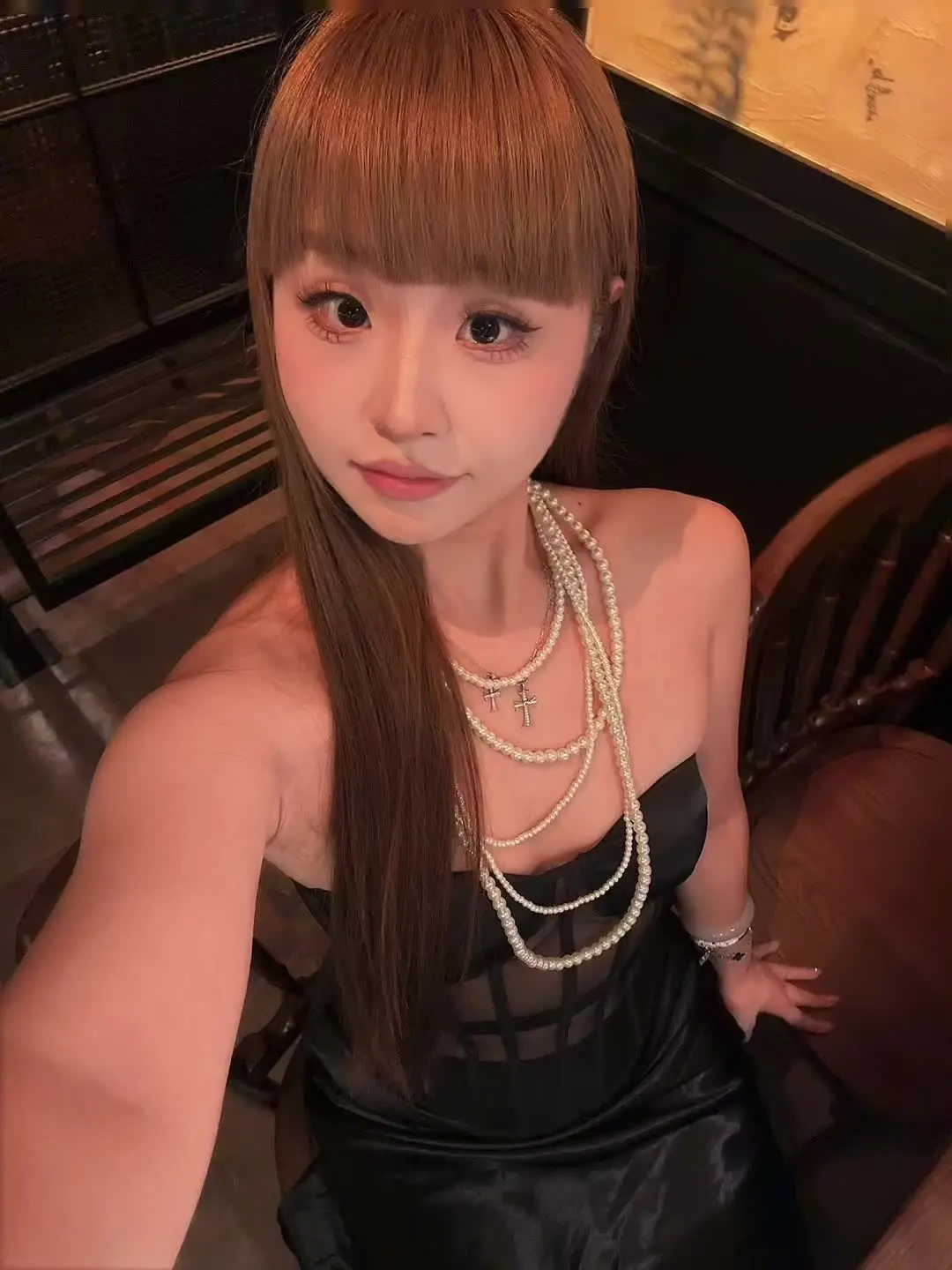 美女 黑色系 甜御