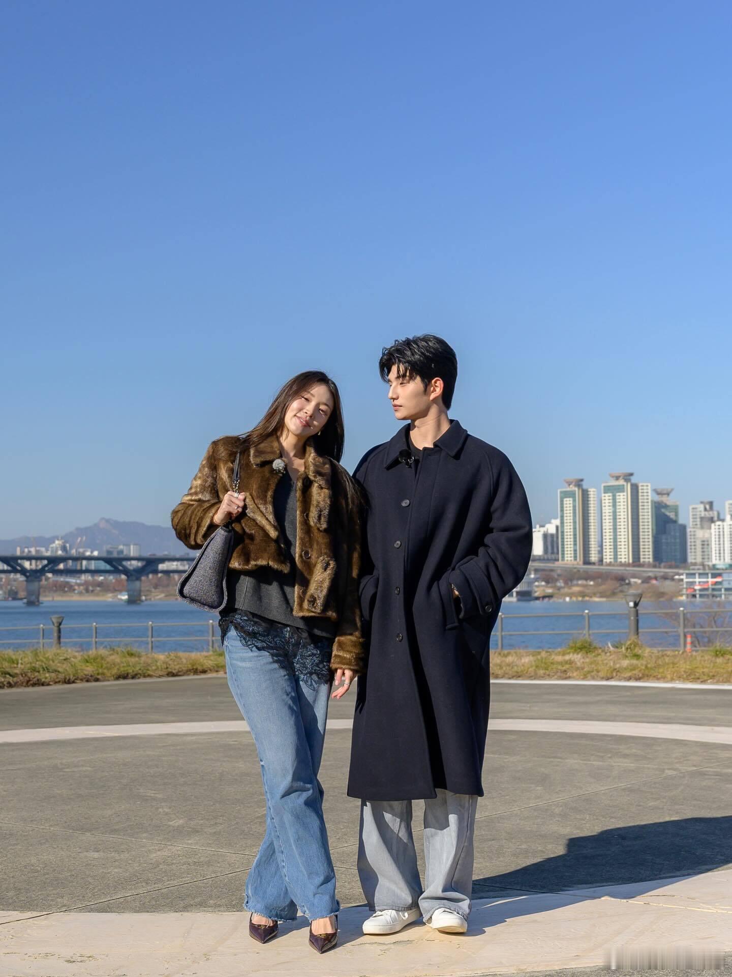 单身即地狱5大合照➕情侣合照朴喜珗＆林琇滨金珉志＆宋承一李株荣＆金载真金高恩＆禹