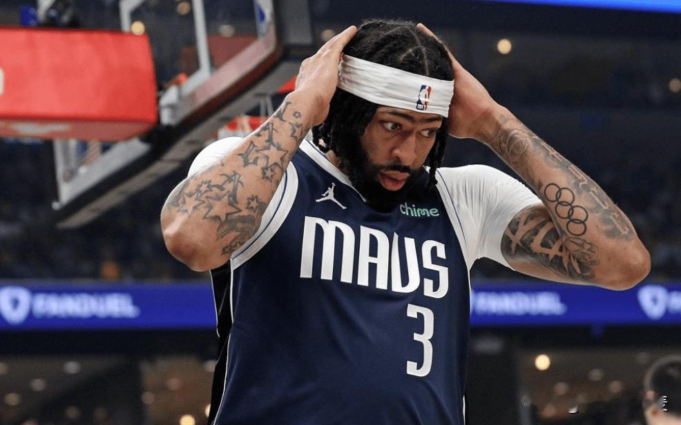 帕金斯说活塞对浓眉有意。这个可能性还是有的，但是活塞肯定不会动CC和杜伦，毕竟东