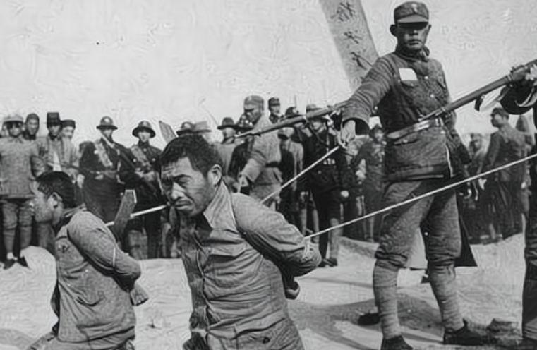 1951年，渣宰洞的一名男特务被判死刑，判决成立以后，这名特务一再为自己辩解，但