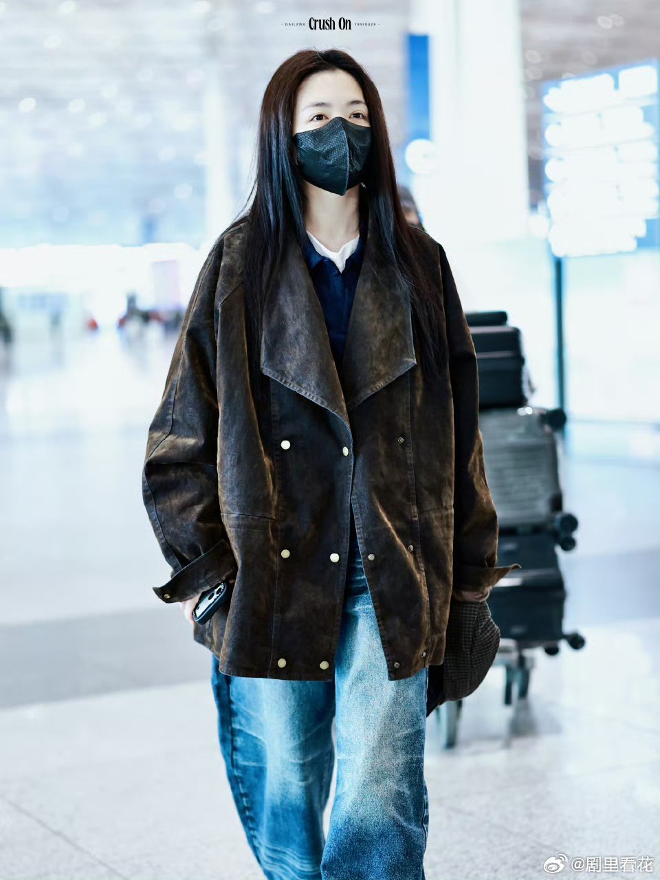 代露娃出发进组宝珠全新蜕变开启古装大女主篇章！化身坚韧屠户女金宝珠，凭借智慧步步