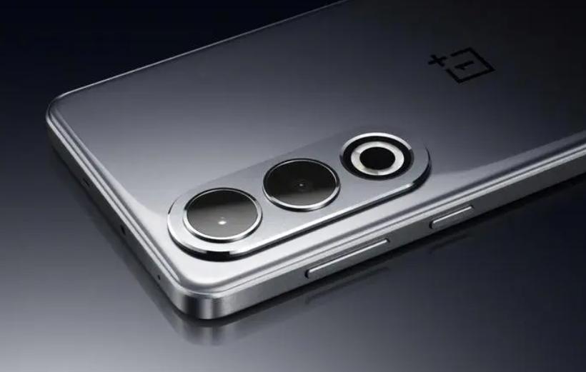 性能“蓄力”，直屏“疾行”，竞逐主流中端风口浪尖
至于「一加 Ace 3V 」这