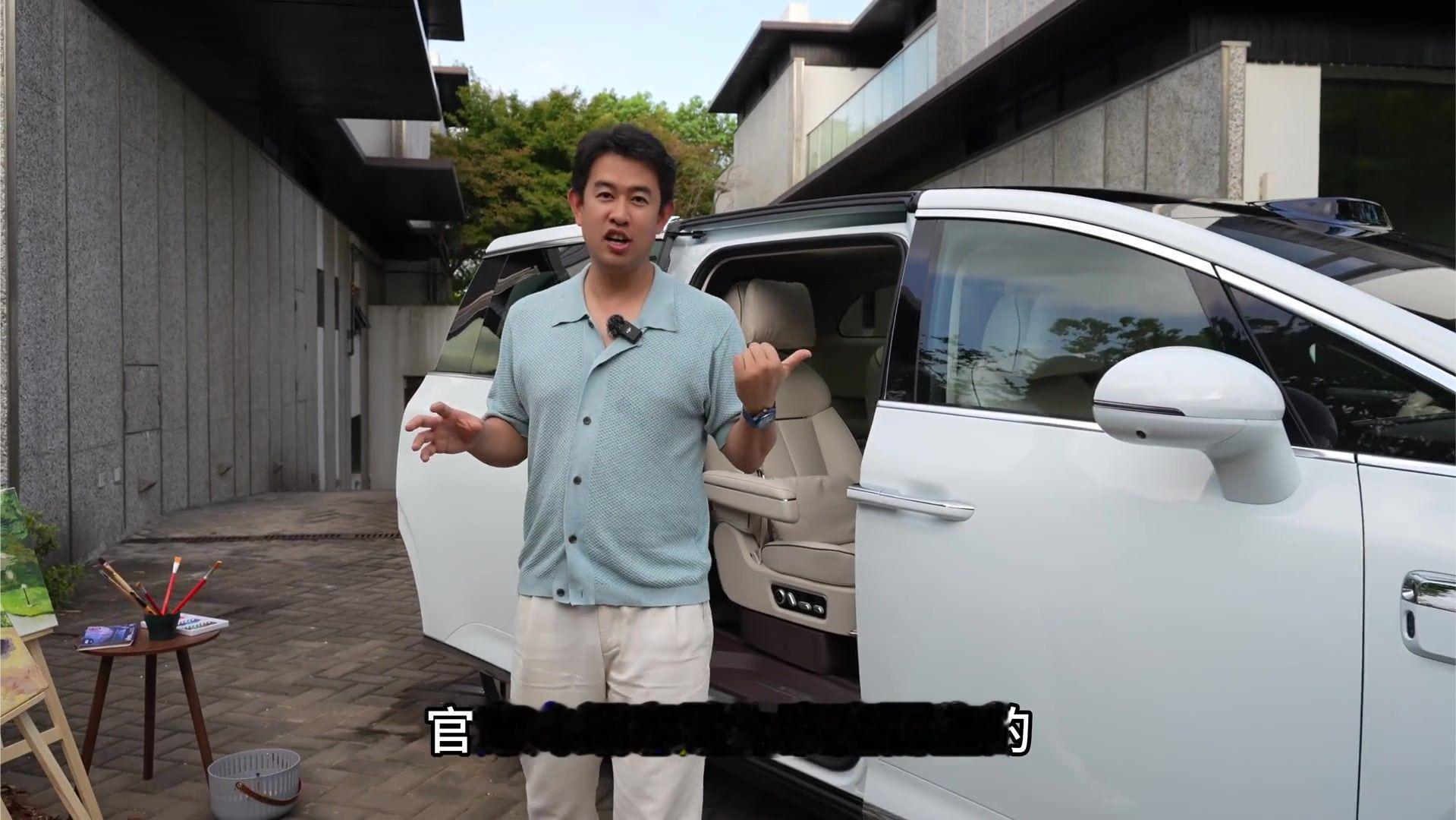 家庭MPV新选择 享界V8