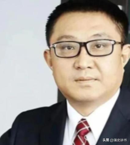 从疯狂扩张到全线收缩，“核酸大王”张核子的商业崩塌路

疫情期间，张核子凭借核酸