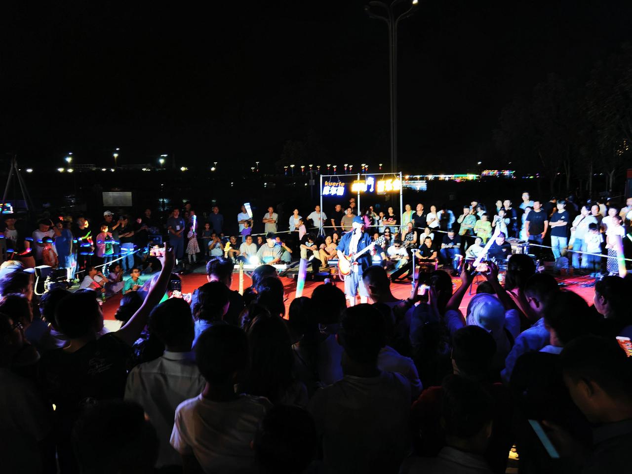 库尔勒街角音乐会