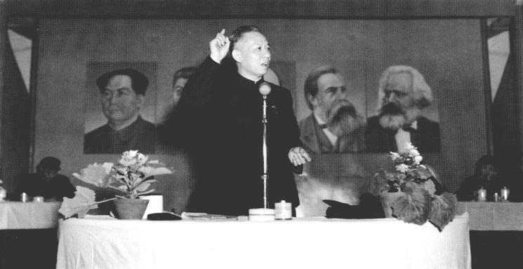 1951年3月至4月，刘少奇主持召开中国共产党第一次全国组织工作会议，提出了著名