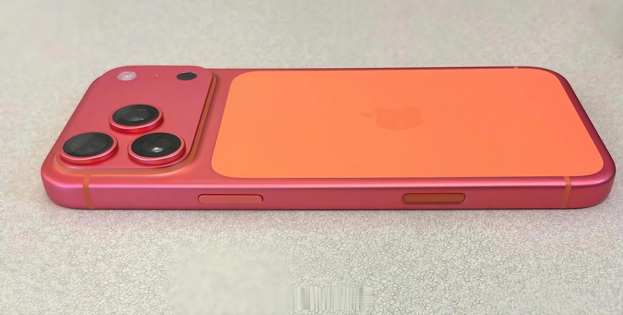 苹果彻查iPhone17Pro褪色 星宇橙色使用一段时间后会变成粉色，你别说还挺