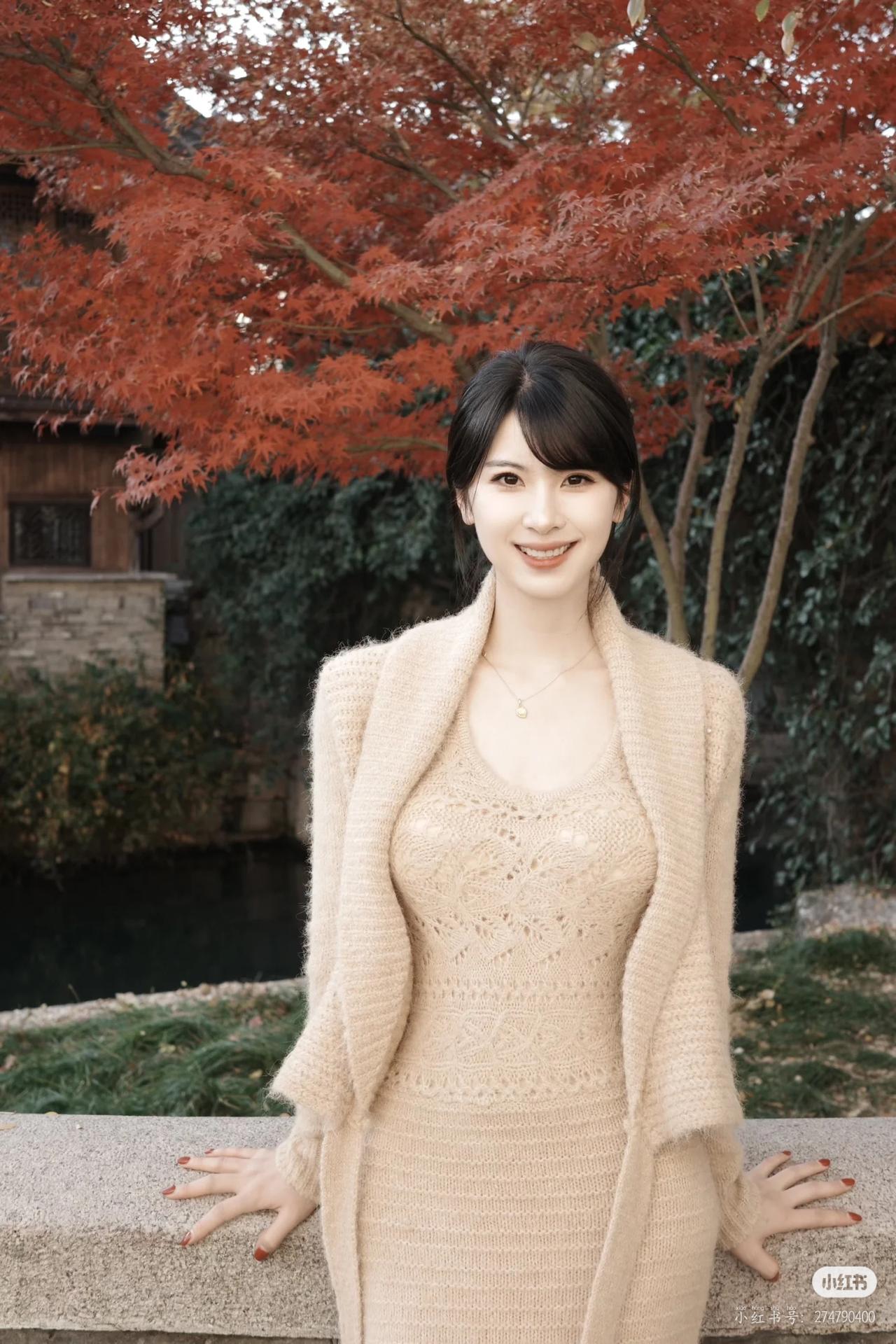 晒图笔记大赛美女穿搭写真