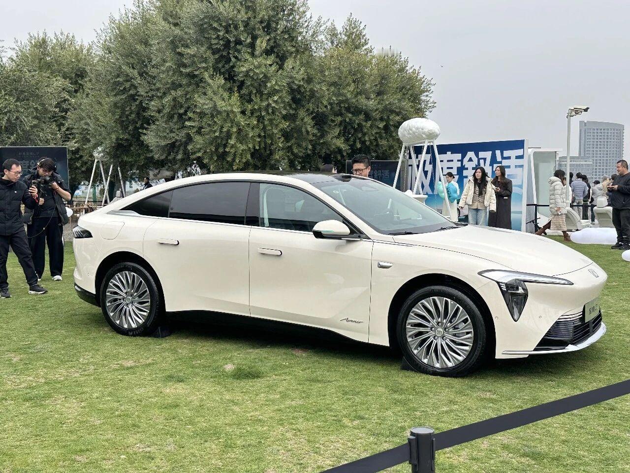 别克至境L7推出焕新计划，真要给车主兜底别克至境L7最近进行了“焕新”发布会，用